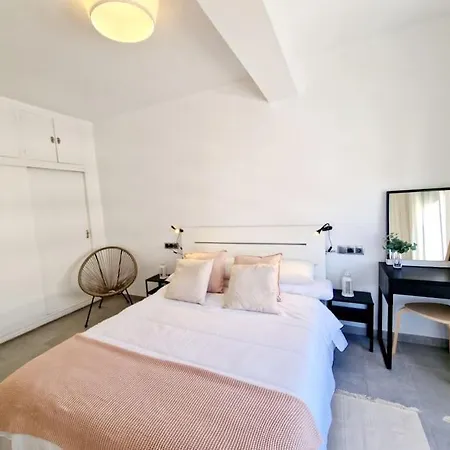 Sunrise On Spain Street *