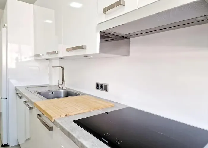 Sunrise On Spain Street דירה אסטפונה