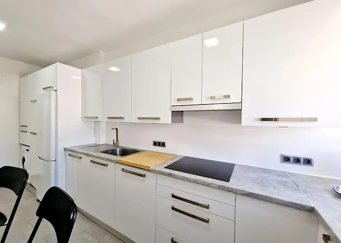 Sunrise On Spain Street アパート