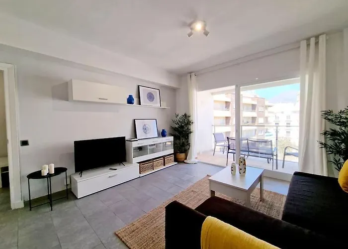 アパート Sunrise On Spain Street エステポナ